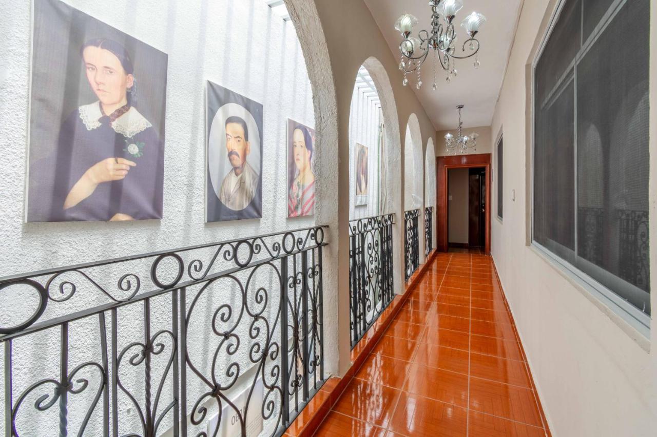 Casa Marquez * Leon