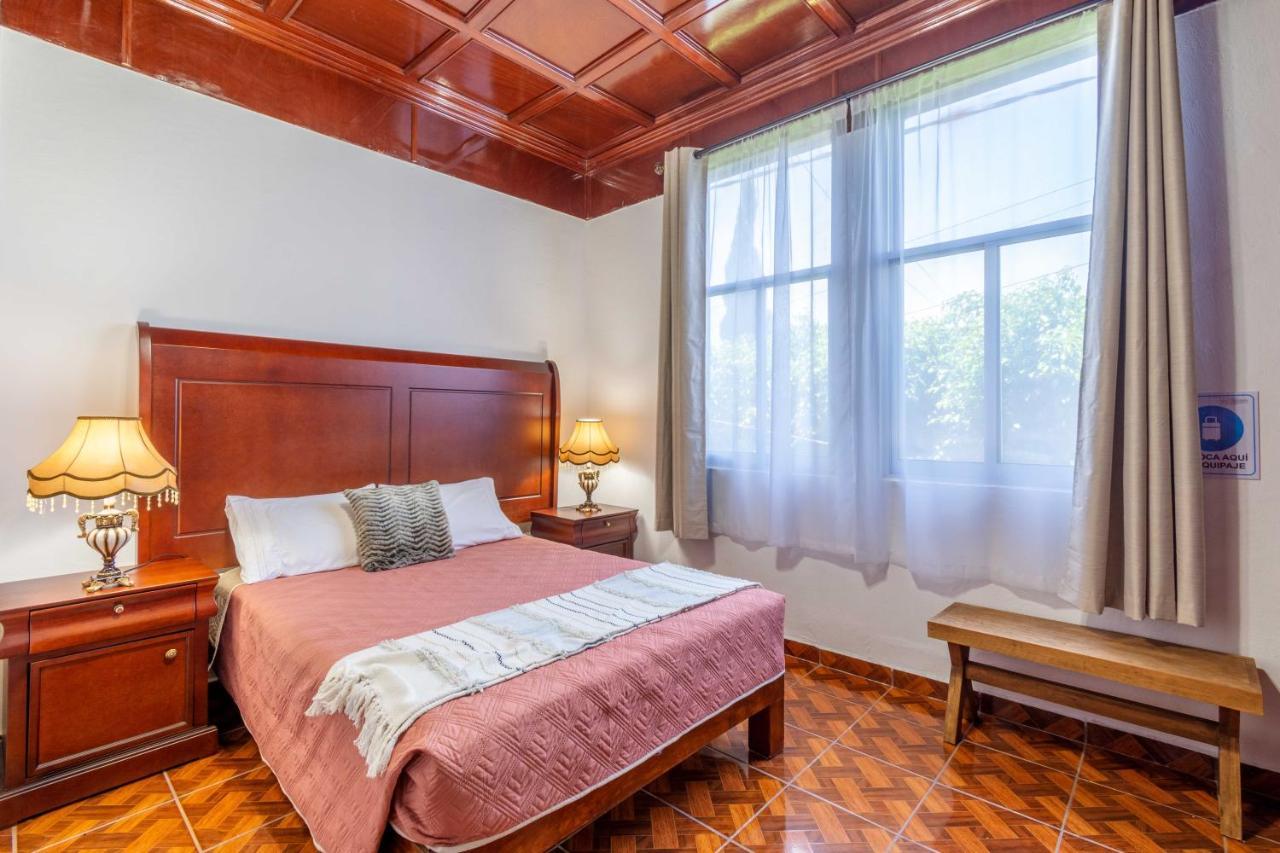Casa Marquez Inn *