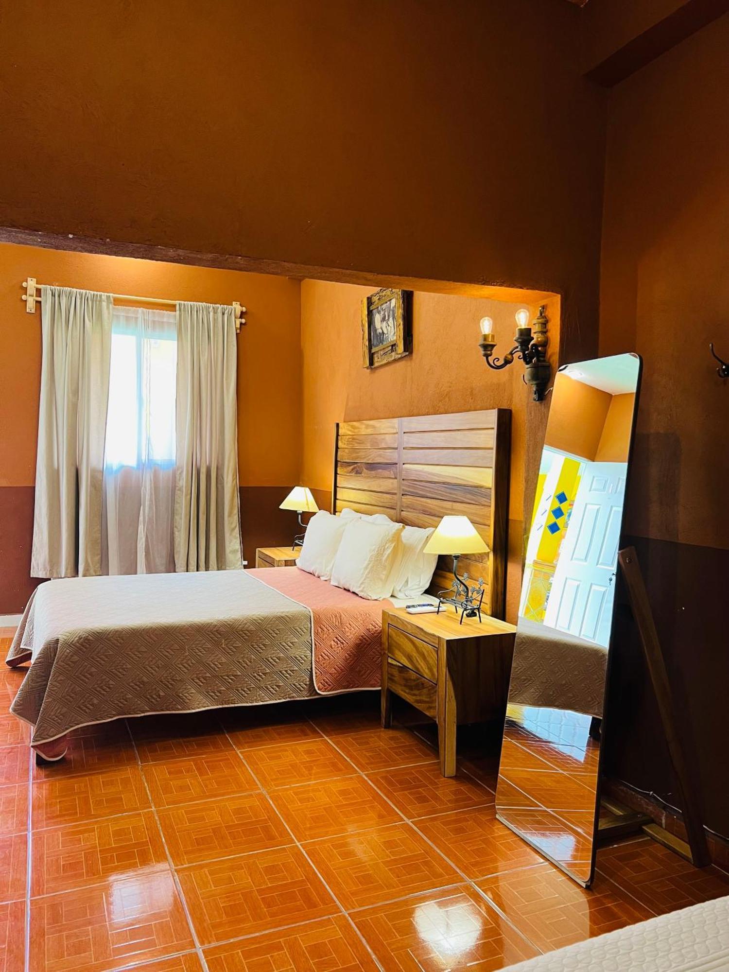 Casa Marquez Inn