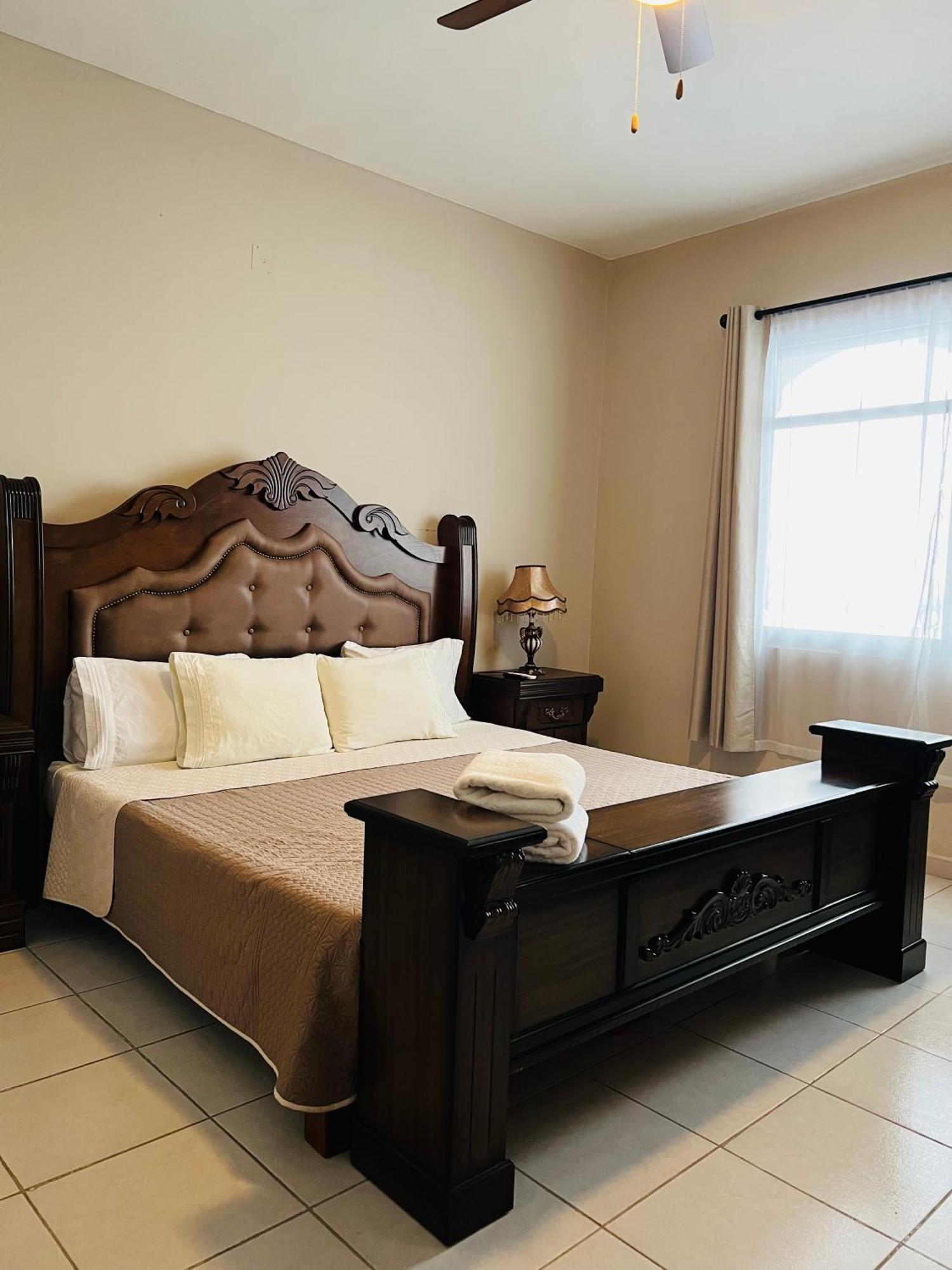 Casa Marquez Inn *